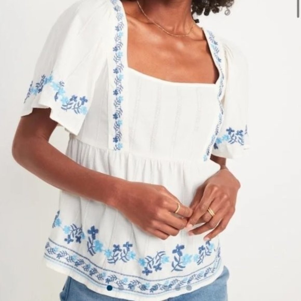 Old Navy Embroidered Flutter Sleeve Top, Blue and White, Size SMALL